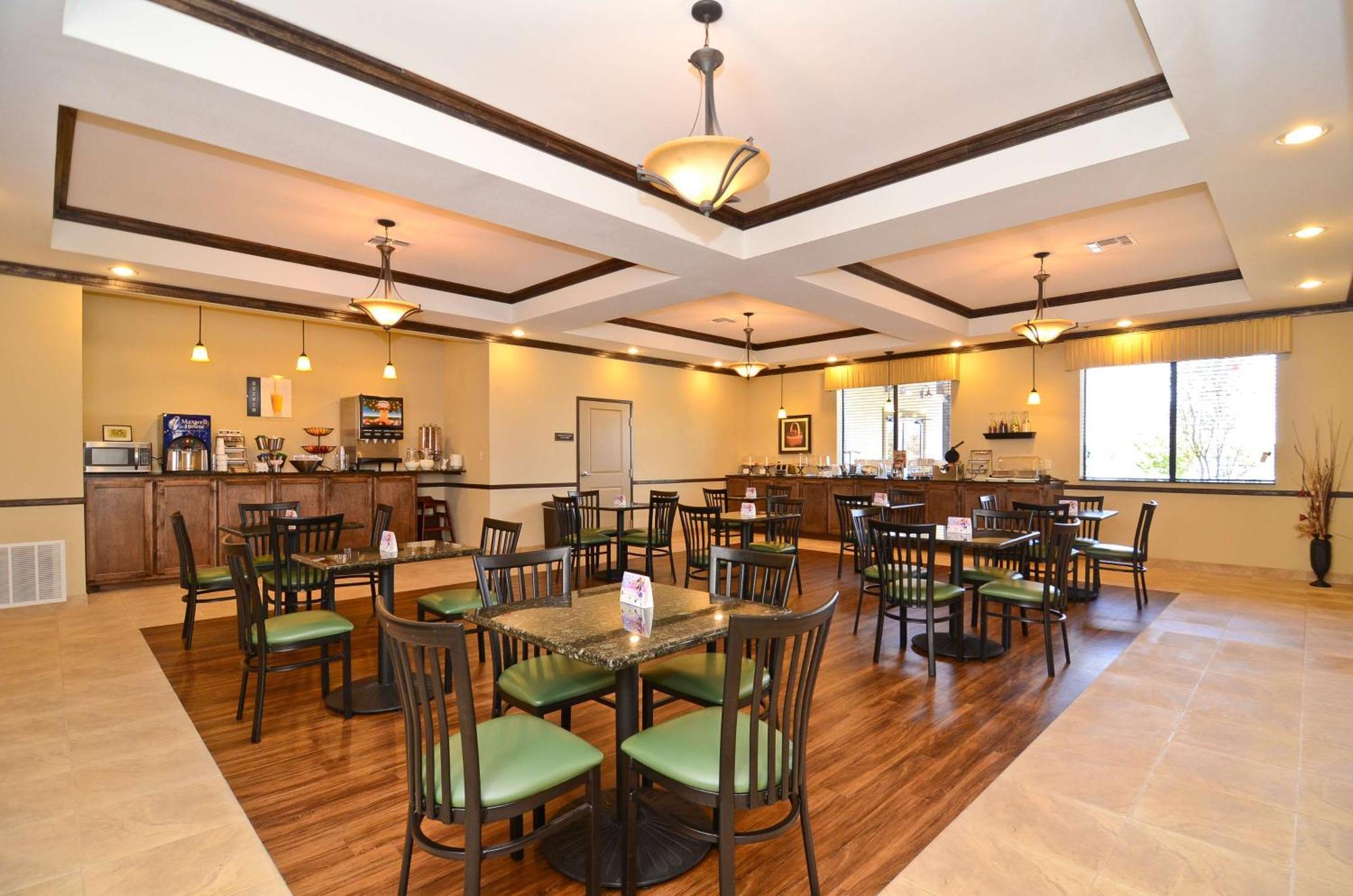 Best Western Plus Emory At Lake Fork Inn & Suites Exterior foto