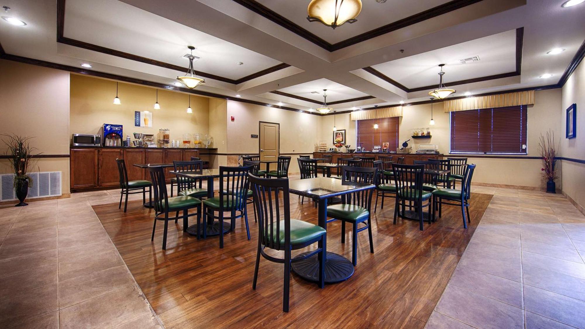 Best Western Plus Emory At Lake Fork Inn & Suites Exterior foto